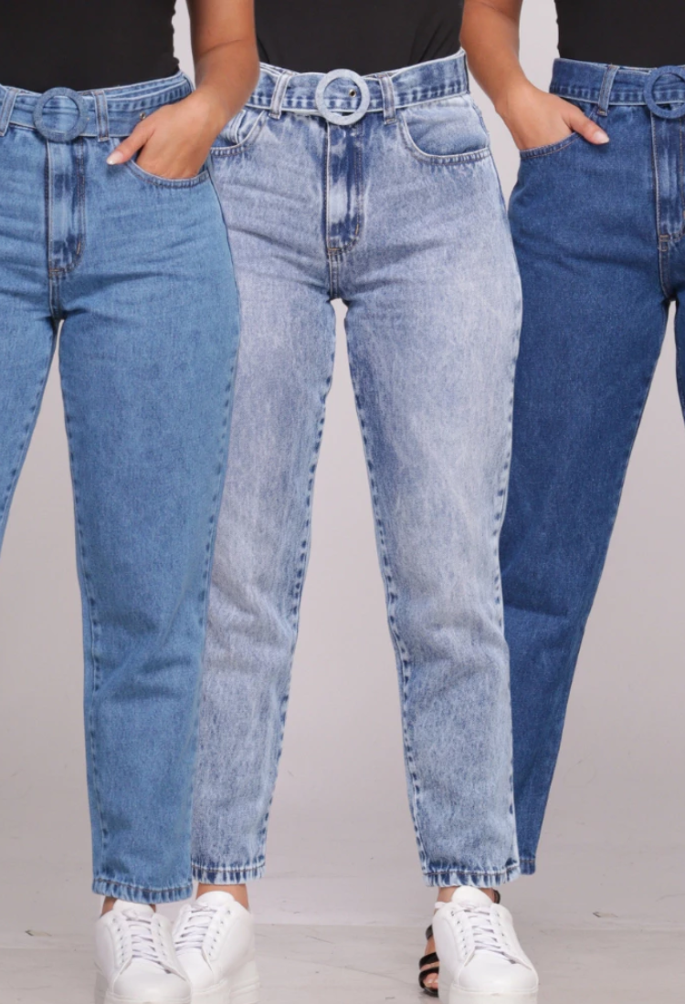 Calça Jeans Mom M. de Mulher
